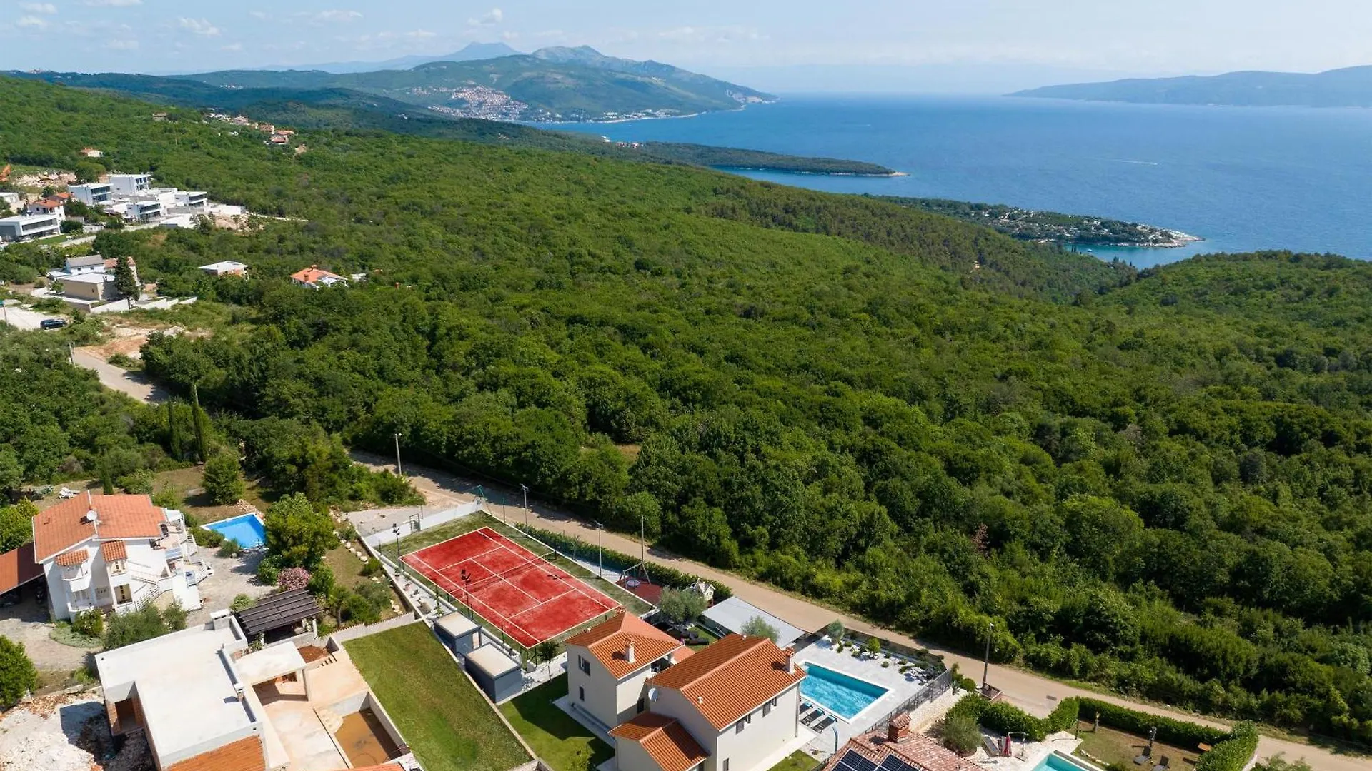Mediterranean Villa Anatai With Sauna & Tennis Court Drenje