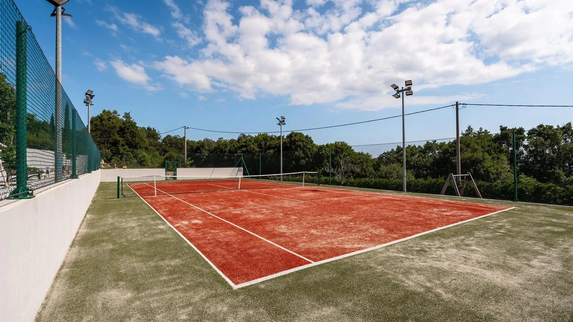 別荘 Mediterranean Villa Anatai With Sauna & Tennis Court Drenje  クロアチア